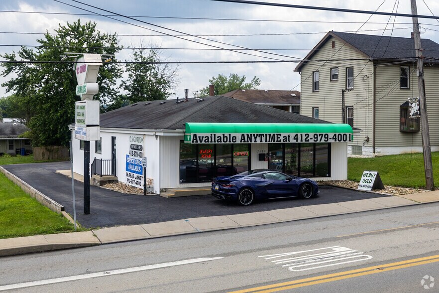 Primary Photo Of 2680 Leechburg Rd, New Kensington Freestanding For Lease