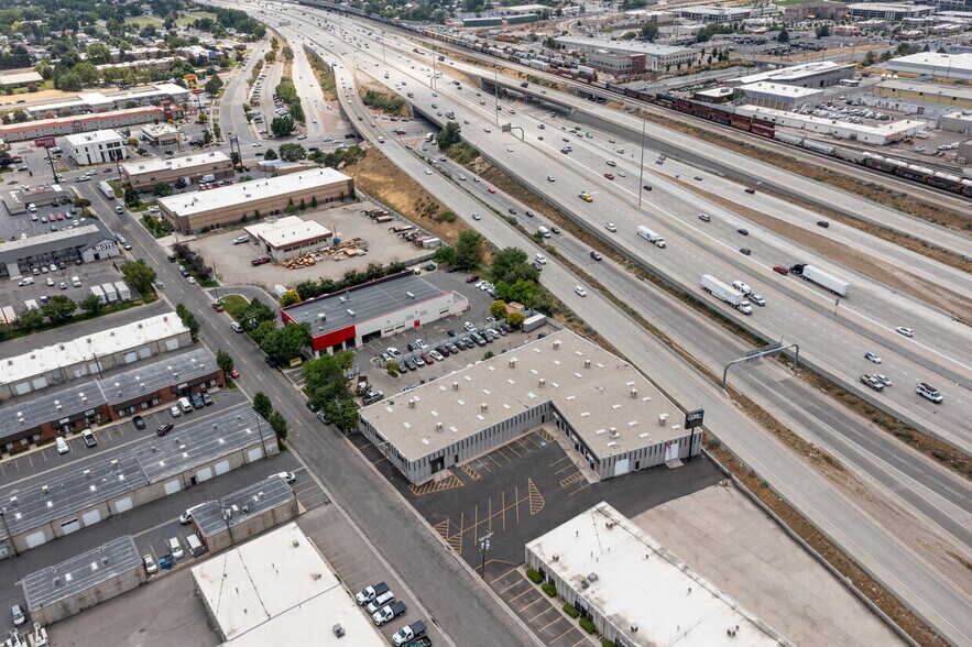 More Photos Of 7050 S 400 W, Midvale Showroom For Lease