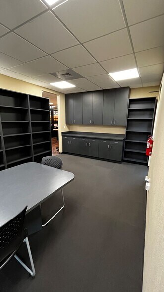 More Photos Of 2503 South Blvd, Houston Office For Sale