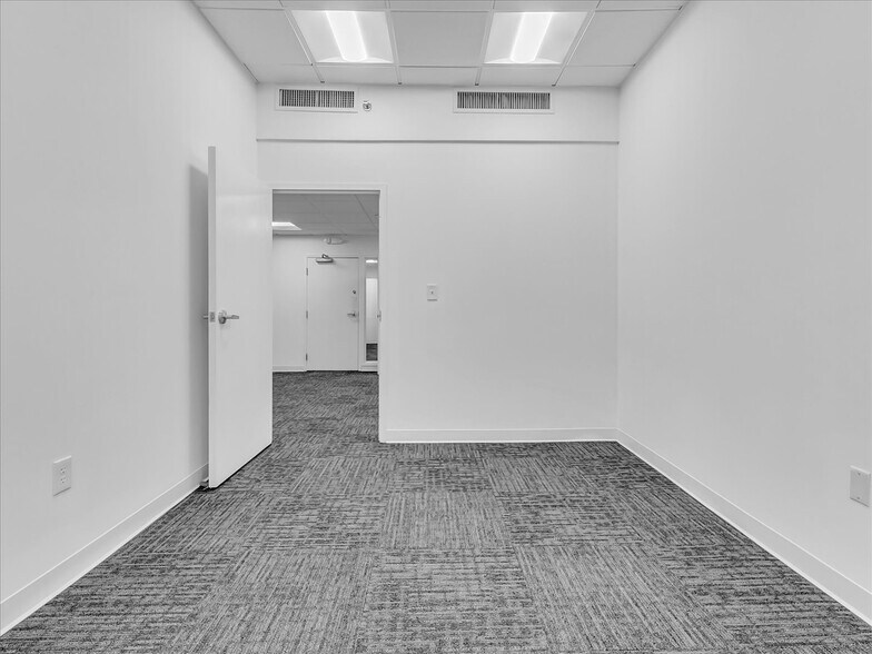 More Photos Of 88 Broad St, Boston Office For Lease
