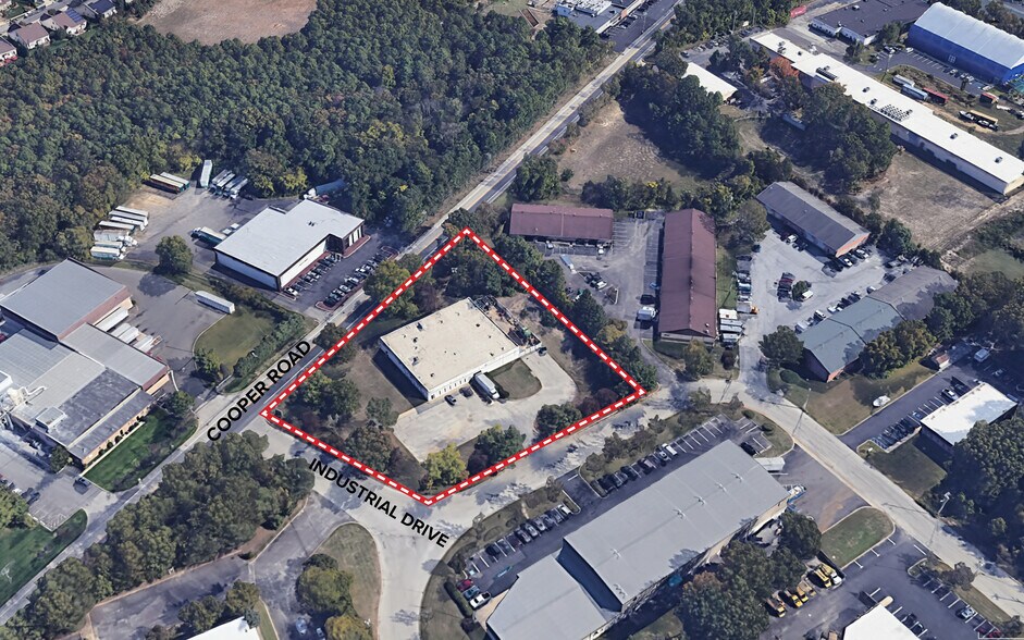 More Photos Of 1002 Industrial Dr, West Berlin Distribution For Lease