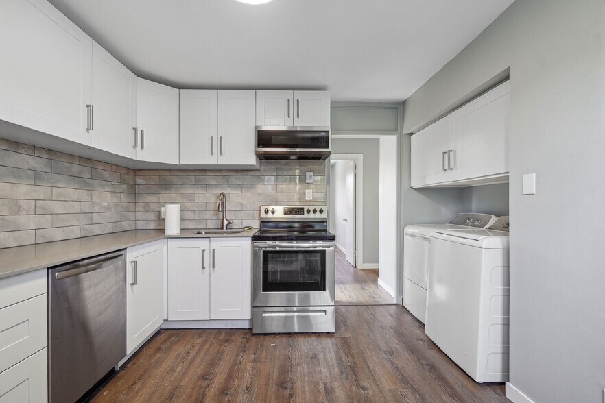 More Photos Of 336 Boul Curé-Poirier E, Longueuil Apartments For Sale