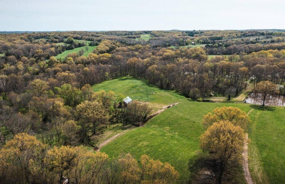 More Photos Of 3166 Highway B, Berger Winery Vineyard For Sale