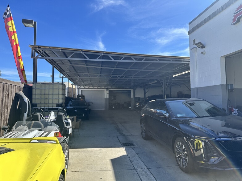 More Photos Of 188 N Daisy Ave, Pasadena Auto Repair For Lease