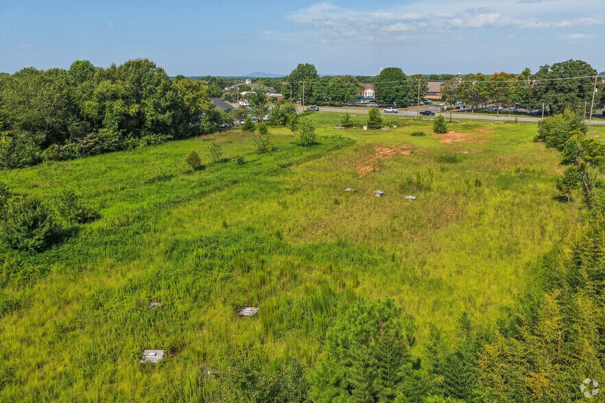 More Photos Of 211 Williamson Rd, Mooresville Land For Sale