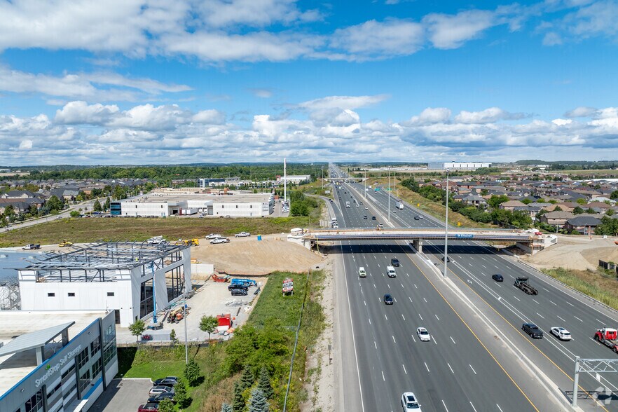 More Photos Of 435 Cityview Blvd, Vaughan Industrial For Sale