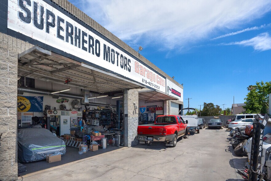 More Photos Of 8332 Tampa Ave, Northridge Auto Repair For Sale