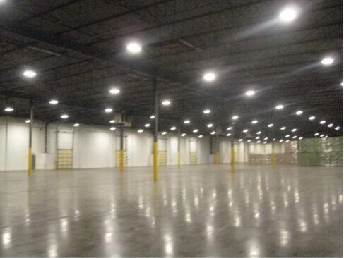 More Photos Of 8185-8199 National Tpke, Louisville Distribution For Lease