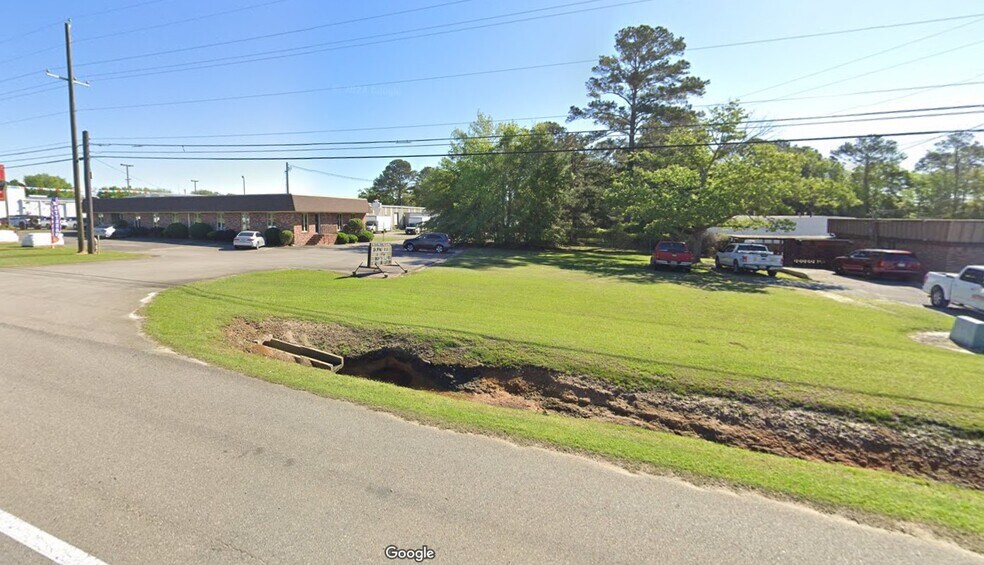 More Photos Of 14606 S Us-19, Thomasville Freestanding For Sale