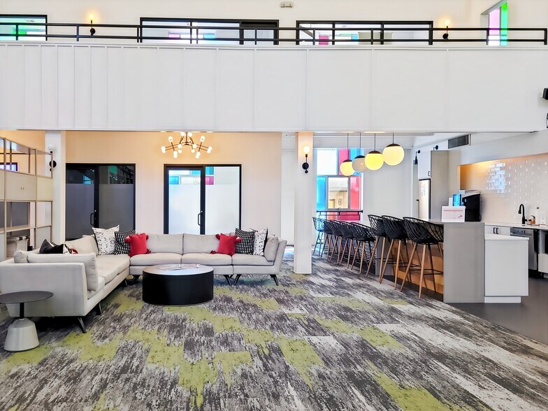 More Photos Of 3117 Whiting Ave, Charlotte Coworking Space