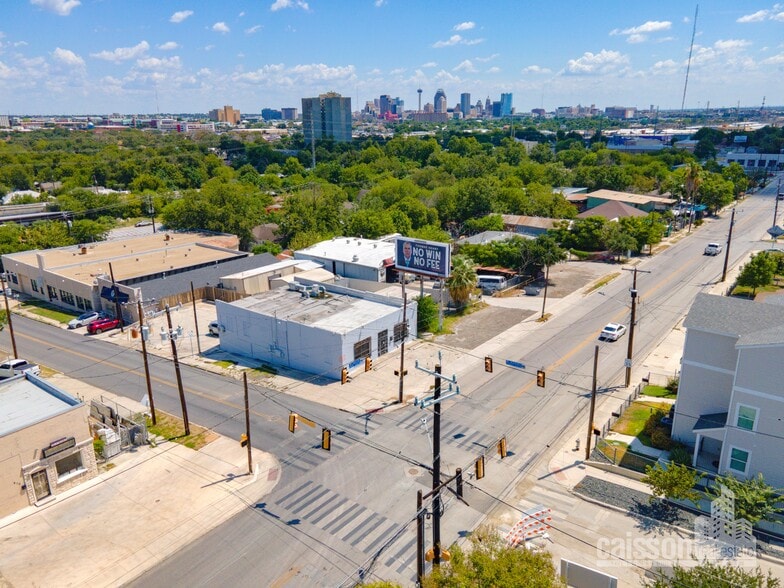 Primary Photo Of 320 Blanco Rd, San Antonio Restaurant For Lease