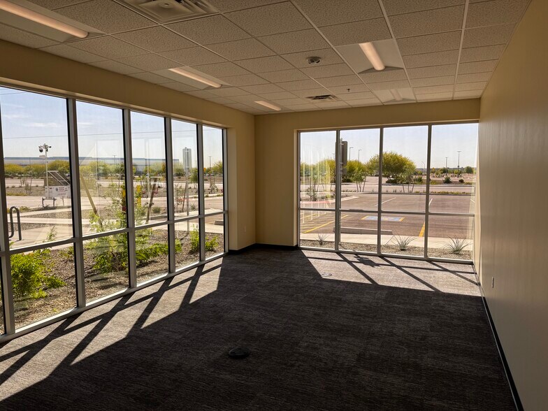 More Photos Of NWC Indian School Rd & W Minnezona Ave, Goodyear Unknown For Lease