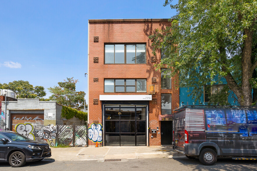 Primary Photo Of 15 Division Pl, Brooklyn Warehouse For Lease