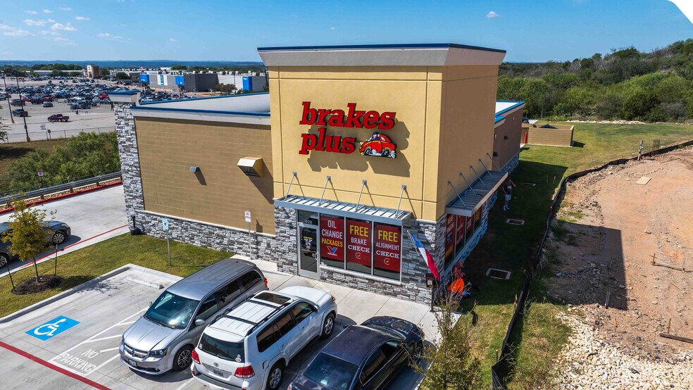 Primary Photo Of 2900 U.S. 281 hwy, Marble Falls General Retail For Sale