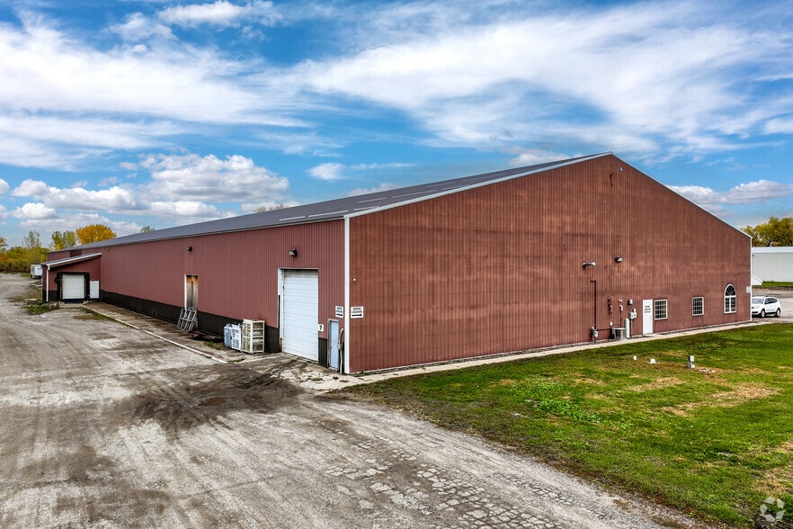 More Photos Of 7402 Ridgewood Rd, Saint Cloud Unknown For Lease