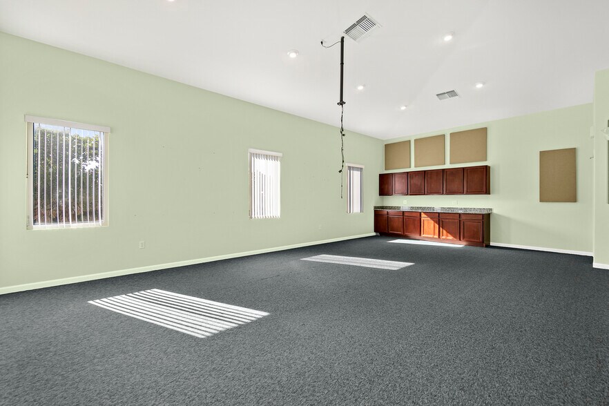 More Photos Of 3270 Highway A1A, Melbourne Beach Office For Sale