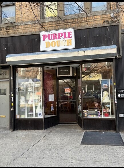 More Photos Of 6304 39th Ave, Woodside Apartments For Sale