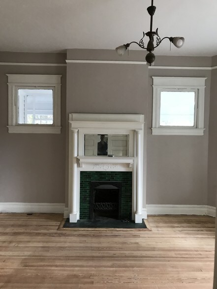 More Photos Of 331 S Washington St, Shelby Coworking Space