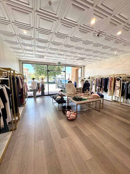 More Photos Of 3262 E Thousand Oaks Blvd, Westlake Village Storefront Retail Office For Lease