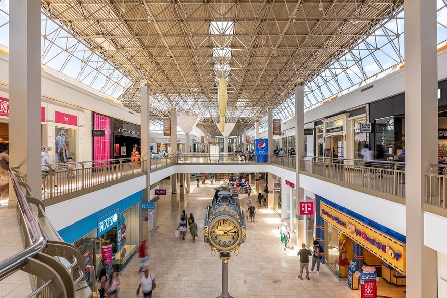 More Photos Of 3450 Wrightsboro Rd, Augusta Unknown For Lease