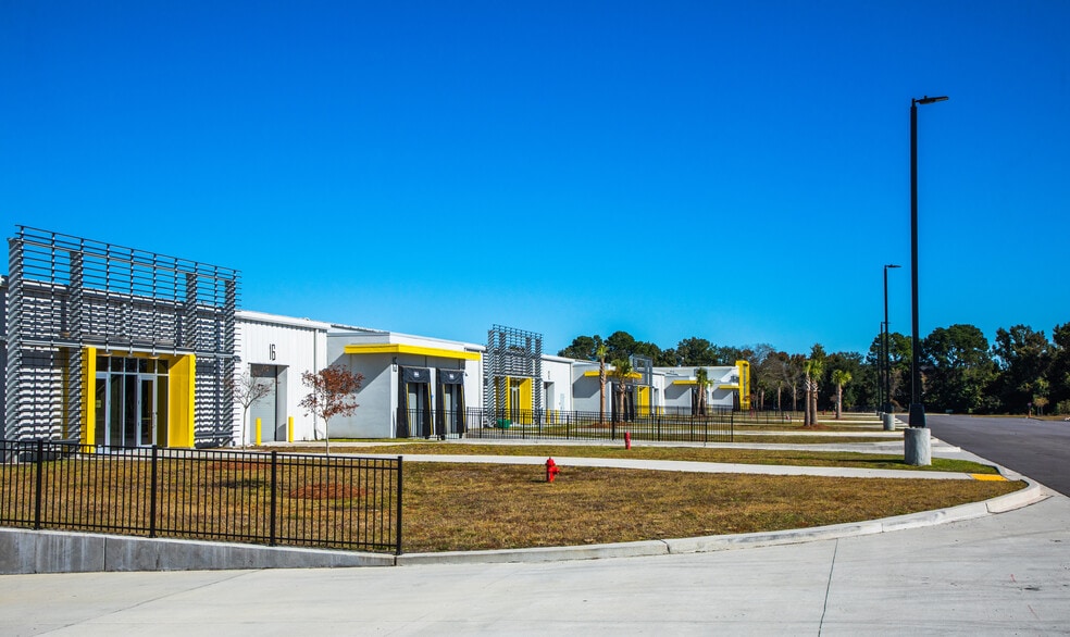 More Photos Of 4500 Leeds Ave, North Charleston Unknown For Lease