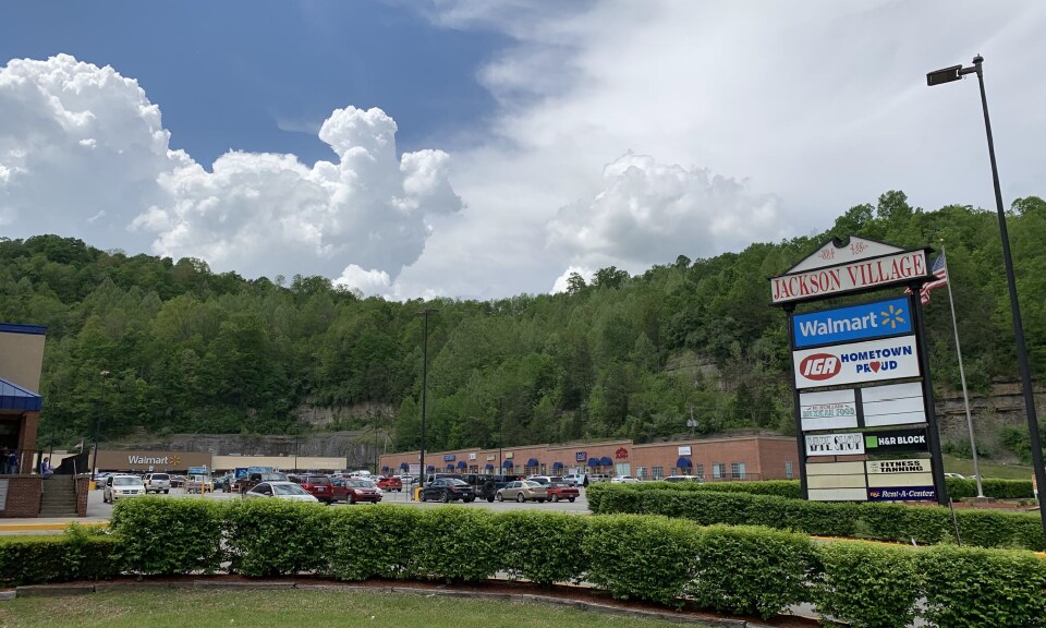 More Photos Of 1589 KY Hwy 15 S, Jackson Unknown For Lease