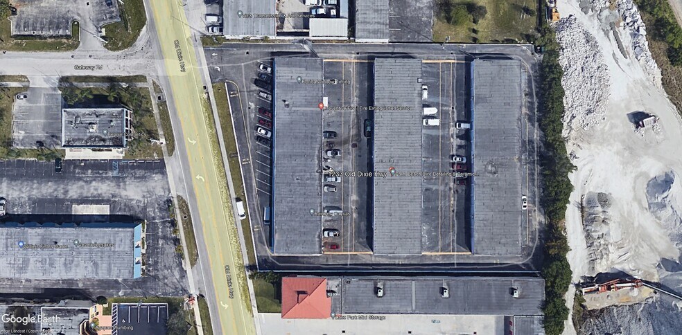 More Photos Of 1233 Old Dixie Hwy, Lake Park Warehouse For Lease