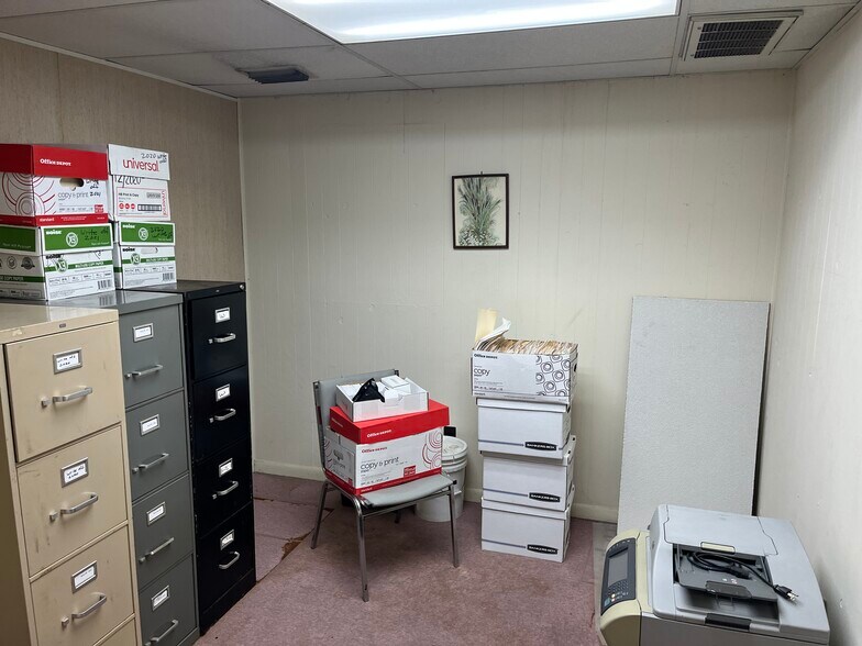 More Photos Of 5013 Park St, Jacksonville Auto Repair For Sale