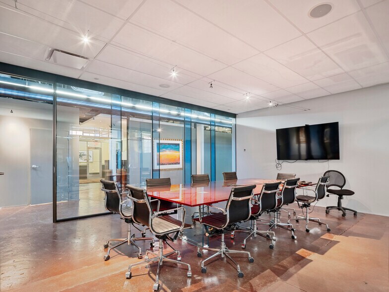 Primary Photo Of 201 NW 10th St, Oklahoma City Storefront Retail Office For Lease