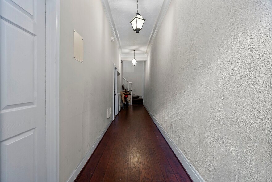 More Photos Of 1433 W Lombard St, Baltimore Multifamily For Sale