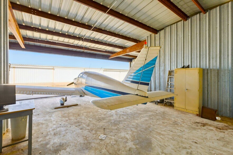 More Photos Of 318 Lindbergh Dr, Roanoke Specialty For Sale