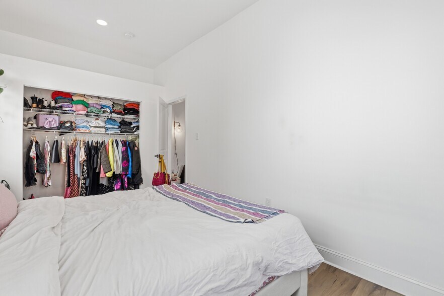 More Photos Of 521 W 37th St, Savannah Multifamily For Sale