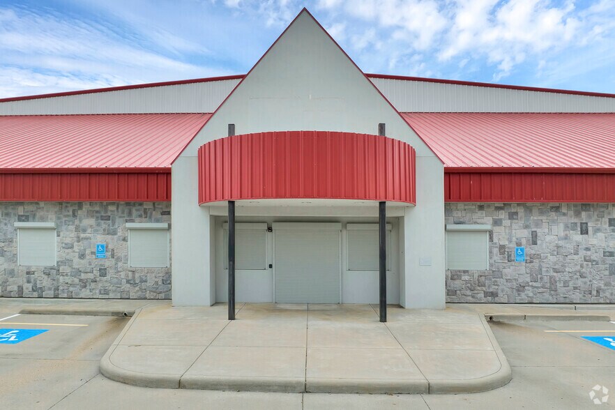 More Photos Of 3782 Reese Rd, Rosenberg Warehouse For Lease