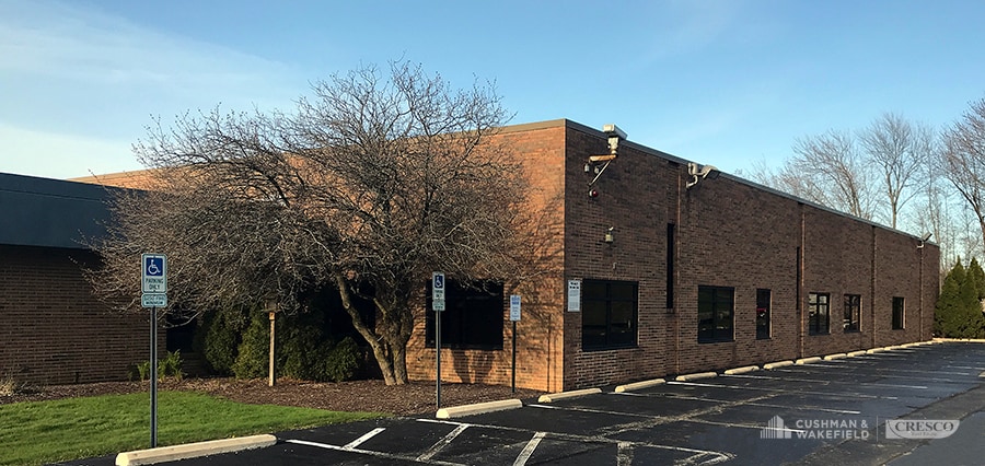 More Photos Of 835 Sharon Dr, Westlake Office For Sale