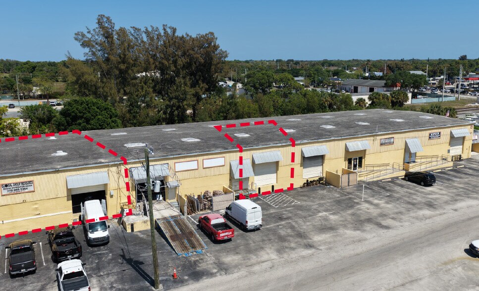 More Photos Of 2201 SE Indian St, Stuart Unknown For Lease