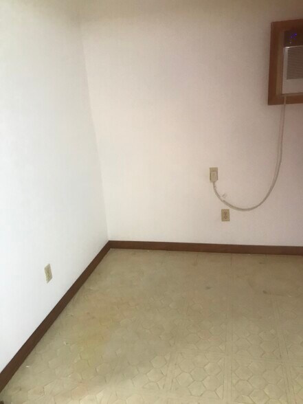 More Photos Of 73312 Highway 1077, Covington Warehouse For Sale