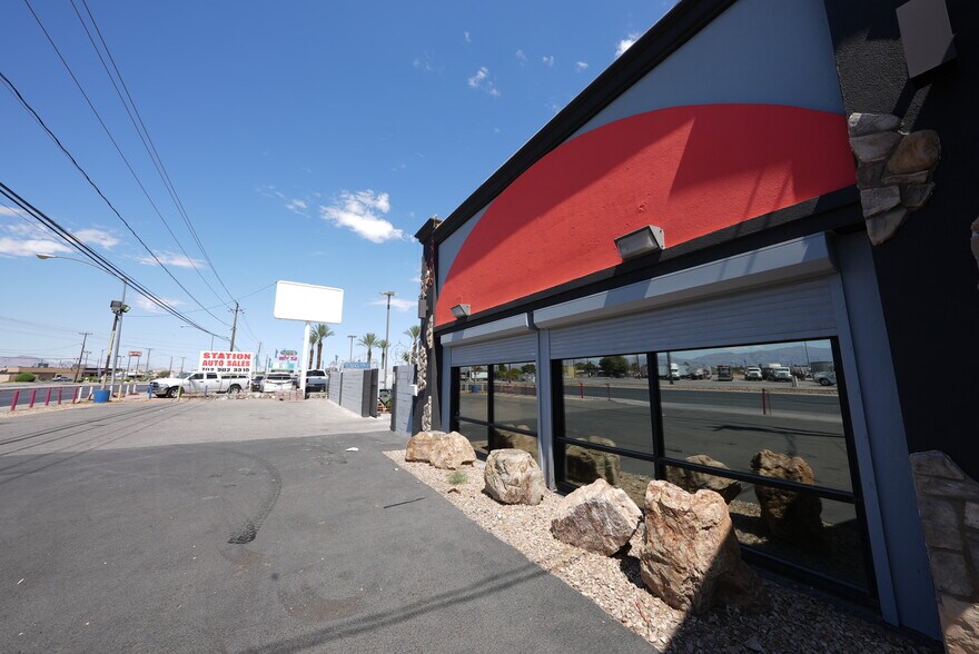 More Photos Of 3206 N Las Vegas Blvd, Las Vegas Auto Dealership For Sale