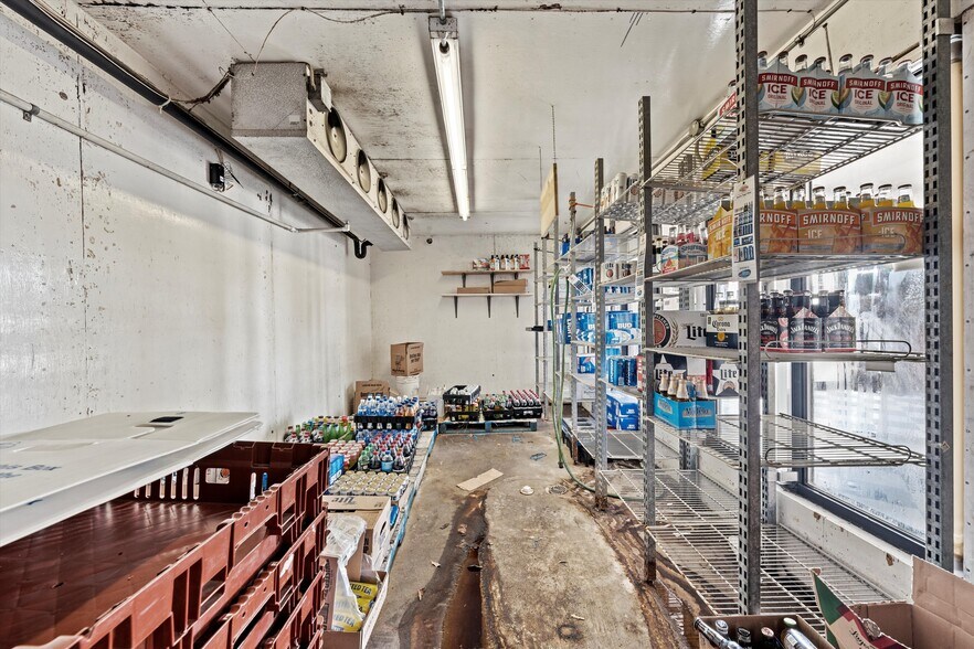 More Photos Of 201 W Oak St, West Service Station For Sale