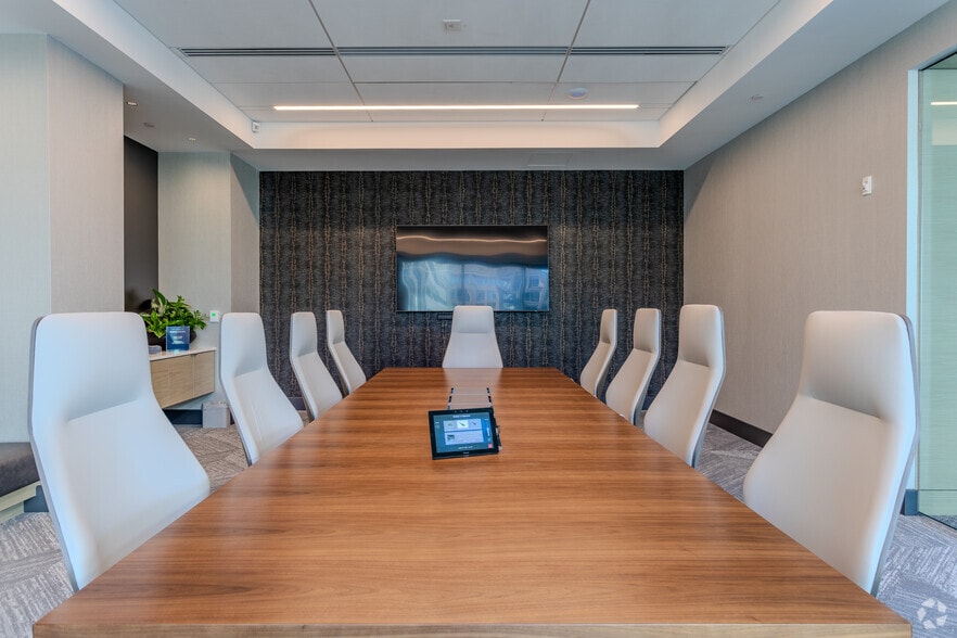 More Photos Of 1000 Social St, Raleigh Office For Lease