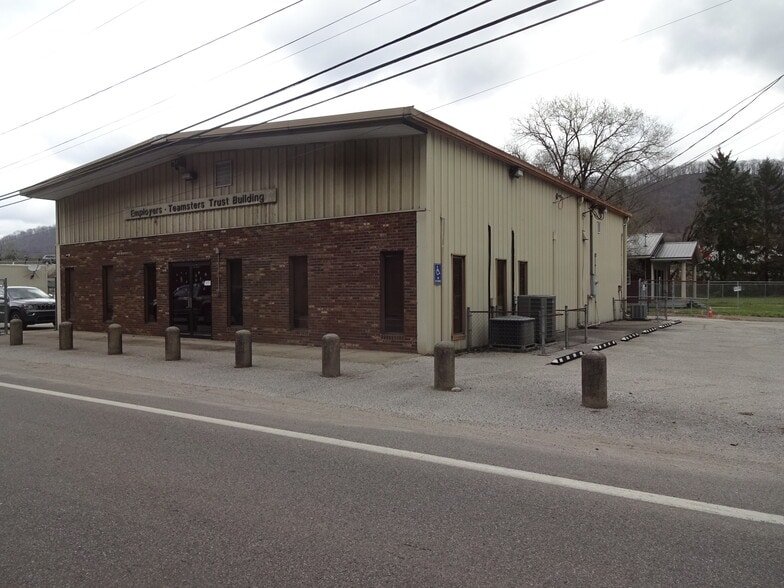 More Photos Of 6810 Maccorkle Ave, Charleston Office For Sale