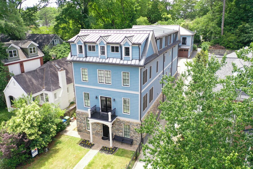 More Photos Of 2972 Lookout Pl NE, Atlanta Office Residential For Sale