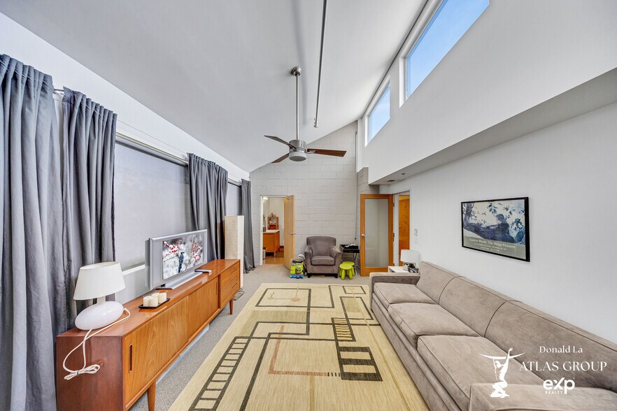 More Photos Of 1124 Mission St, South Pasadena Office For Sale