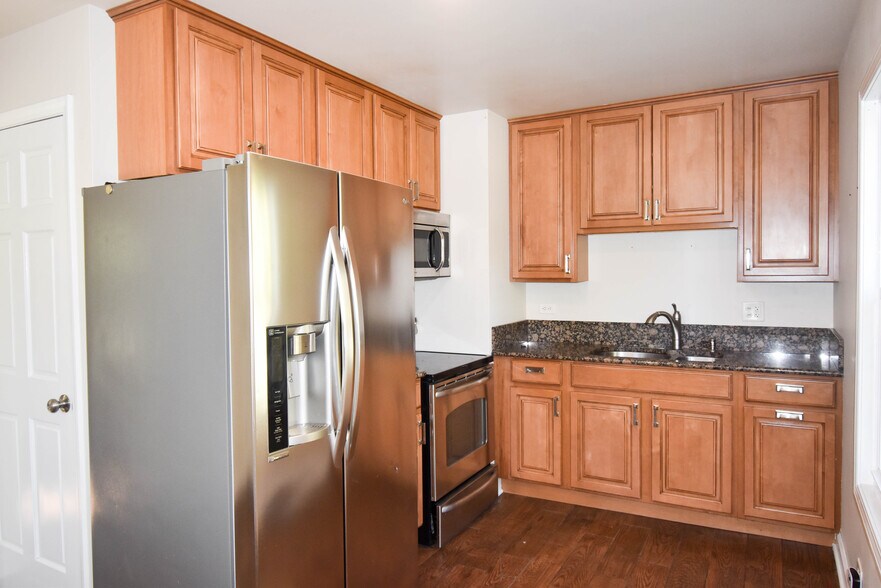 More Photos Of 8721 State Route 126, Yorkville Office Residential For Sale