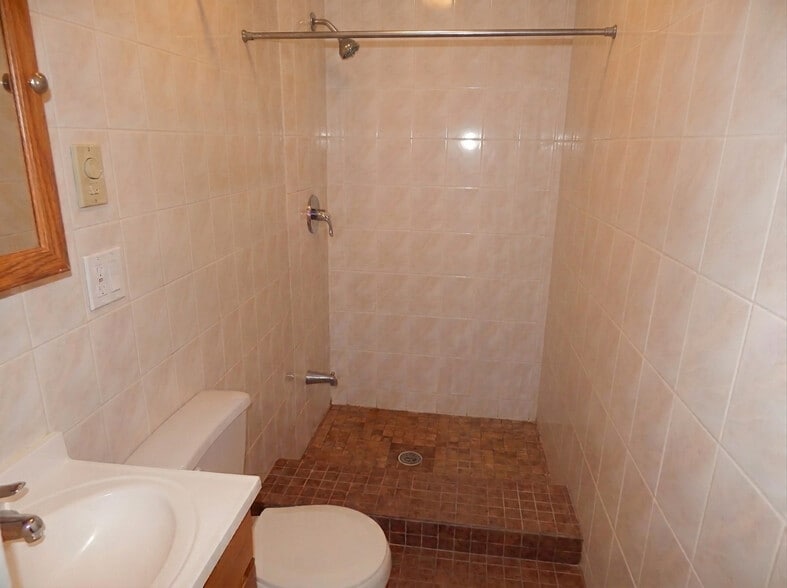 More Photos Of 98-100 Bushwick Ave, Brooklyn Apartments For Sale