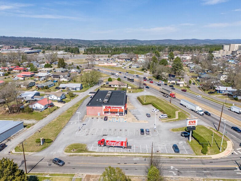 More Photos Of 806 Hoke St, Gadsden Drugstore For Sale