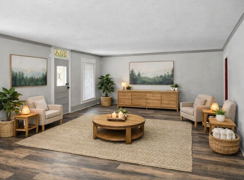 More Photos Of 1103 W Elm St, Rogers Storefront Retail Residential For Sale