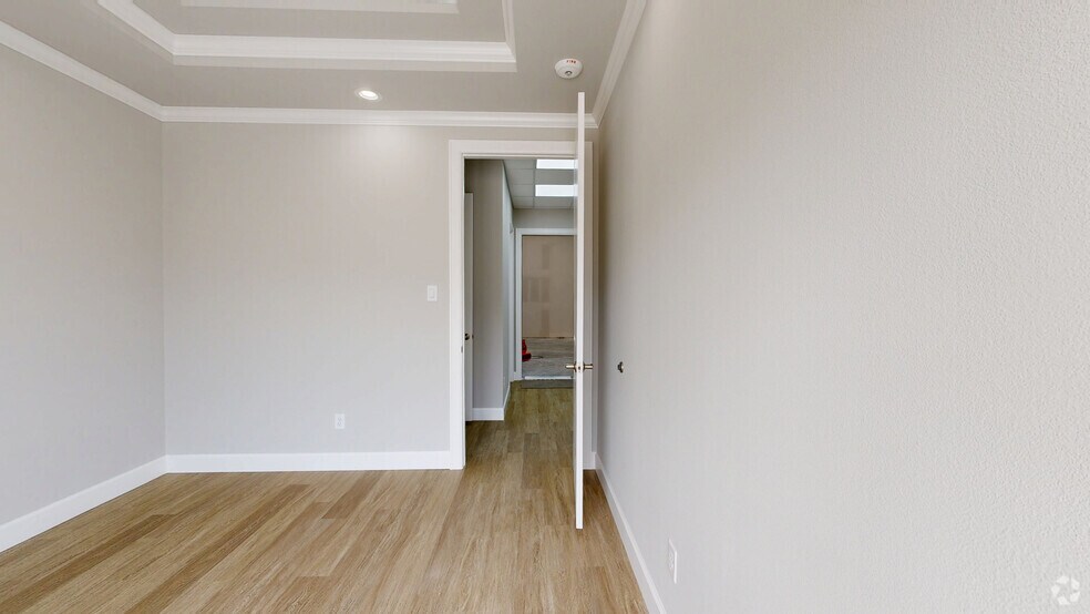 Primary Photo Of 26717 Westheimer Pky, Katy Unknown For Lease