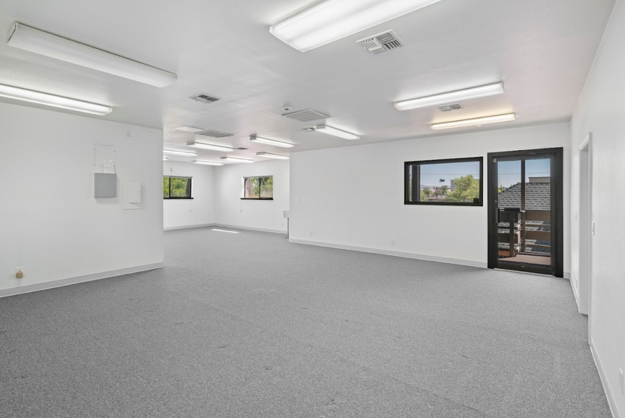 More Photos Of 533 California Ave, Reno Loft Creative Space For Sale