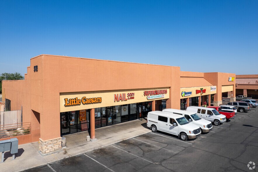 More Photos Of 555 E Grant Rd, Tucson Unknown For Lease