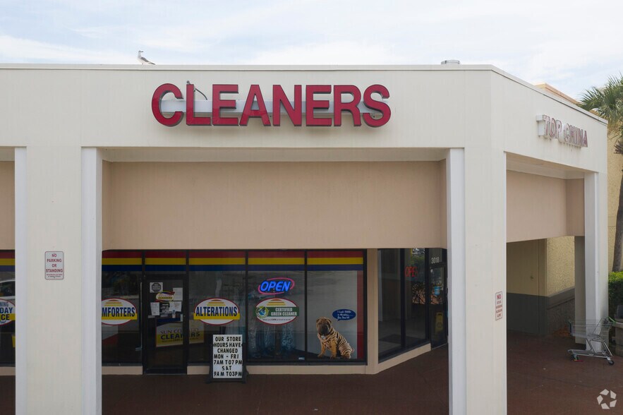 More Photos Of 2810-3016 54th Ave S, Saint Petersburg Unknown For Lease